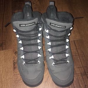 Air Jordan retro 9’s